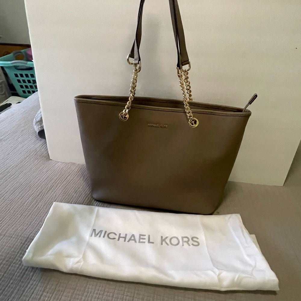 Michael Kors Tote